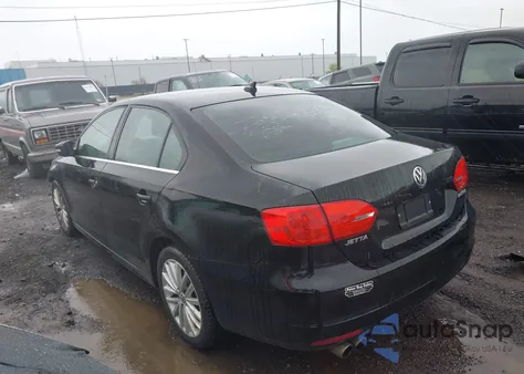 2011 Volkswagen Jetta 2.5L Sel from USA, damaged, VIN 3VWLX7AJ8BM348523